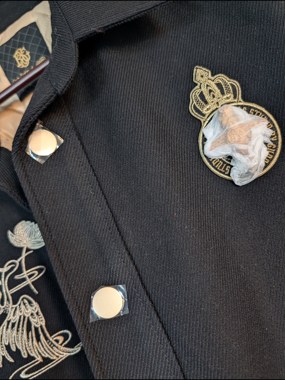 Rose Studio By Guopei-Embroidered Black Jacket with Beige Dragon Motif - Picture 7 of 12
